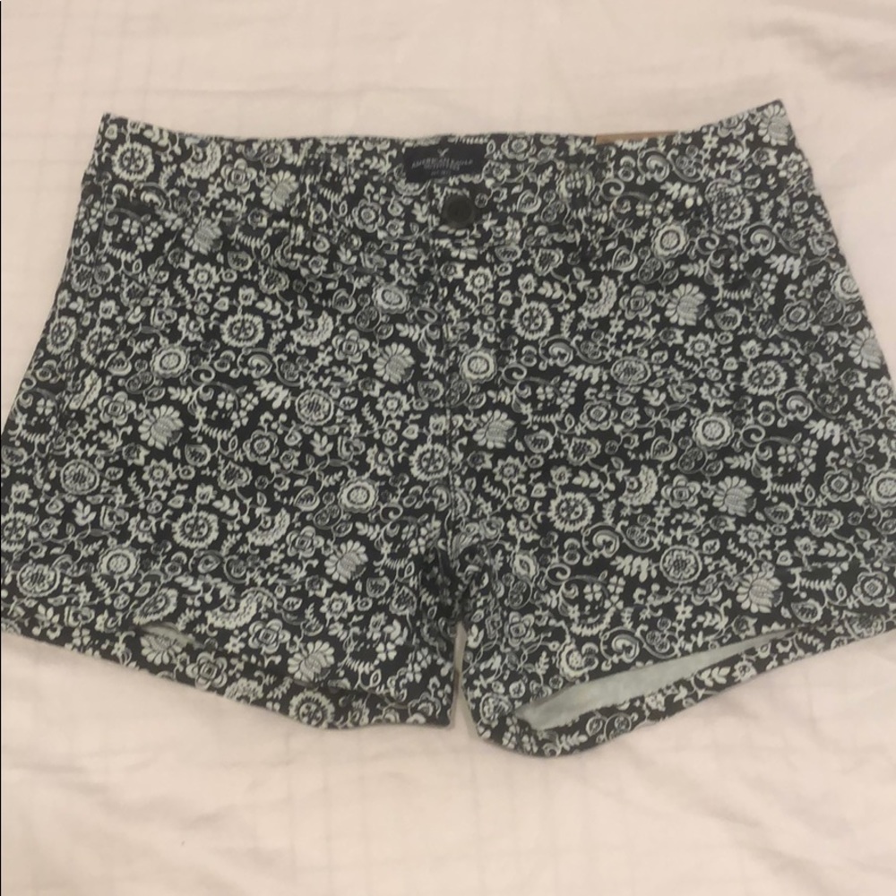 (NEW) American Eagle Shorts